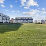 TWO BEDROOM APARTMENT AT 1100 Springside Ln, Middletown, CT 06457 Springside Middletown